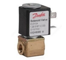 Клапан электромагнитный EV310A Danfoss 3/4″ Ду20 Ру50 латунный, муфтовый, нормально закрытый (032H8099)